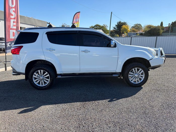 2017 Isuzu MU-X LS-T