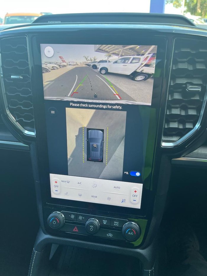 2023 Ford Everest Platinum