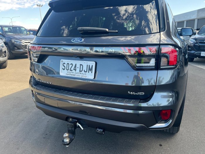 2023 Ford Everest Platinum