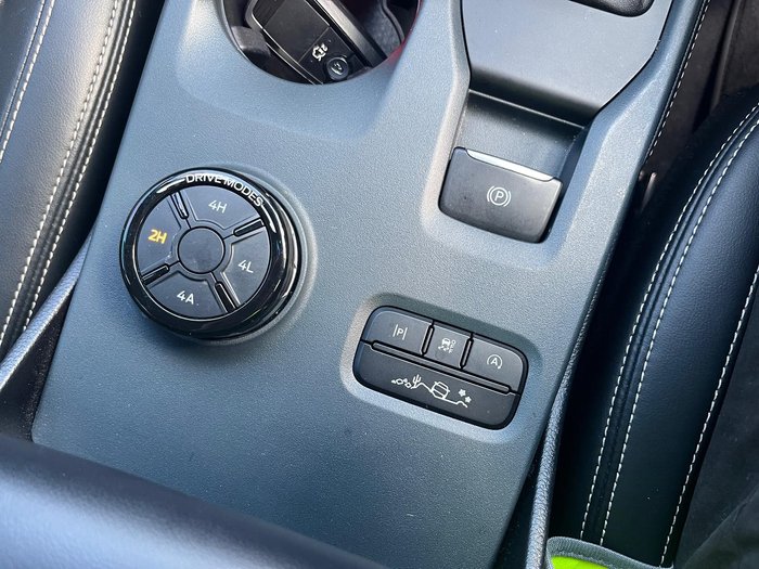 2023 Ford Everest Platinum