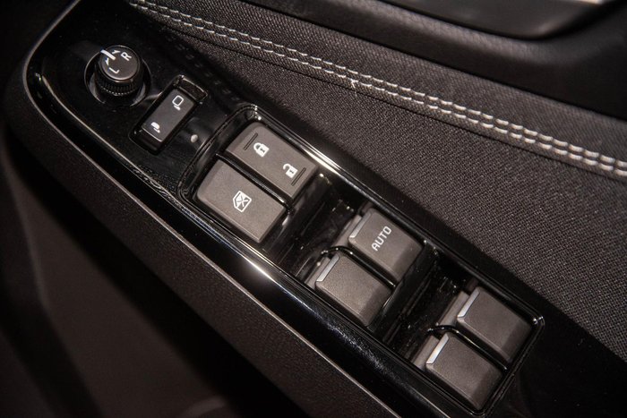 2025 Isuzu D-MAX LS-U