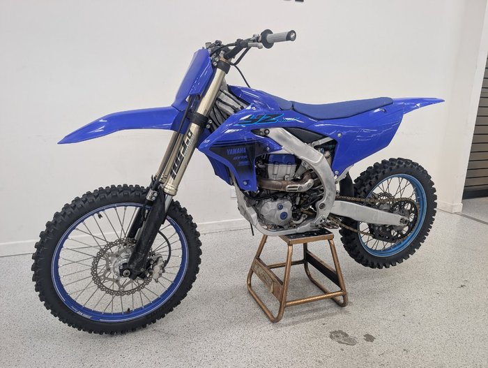 2024 YAMAHA YZ450F Blue