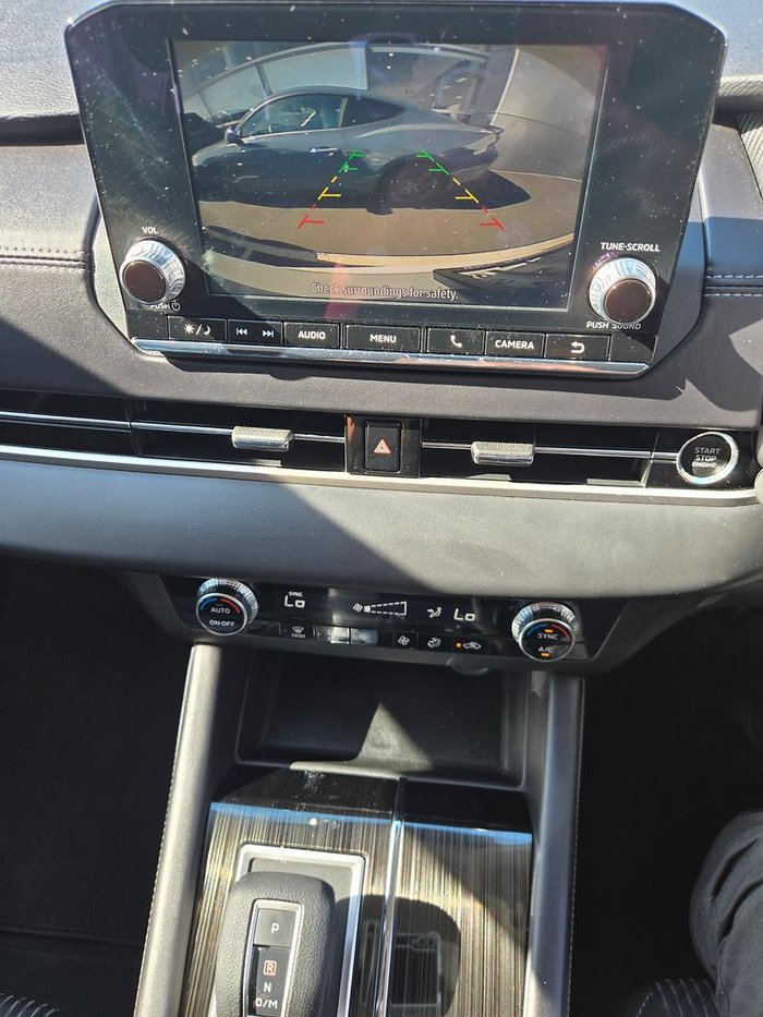 2024 Mitsubishi Outlander ES