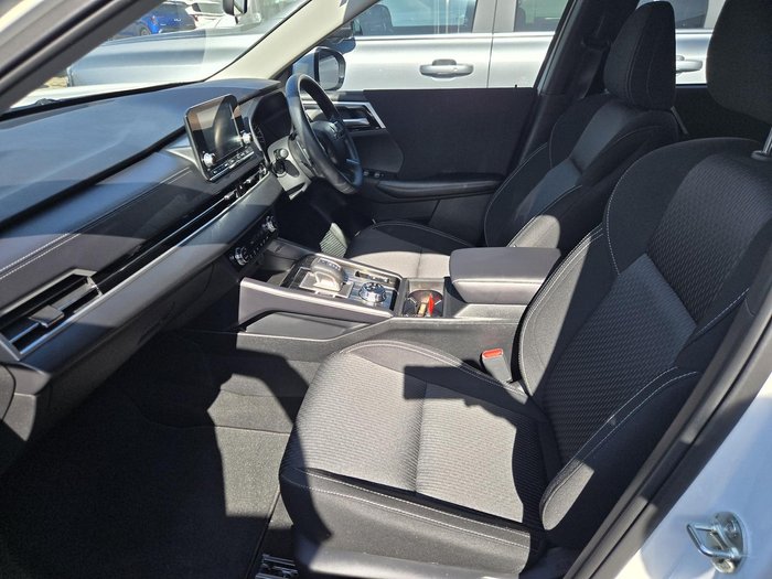 2024 Mitsubishi Outlander ES