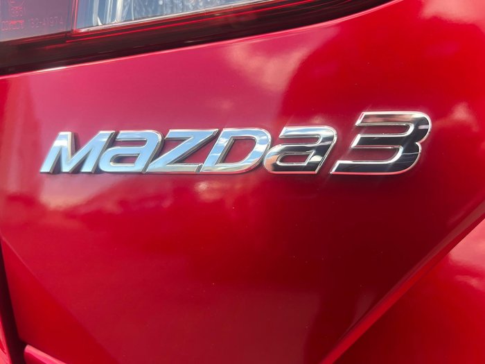 2018 Mazda 3 Neo Sport