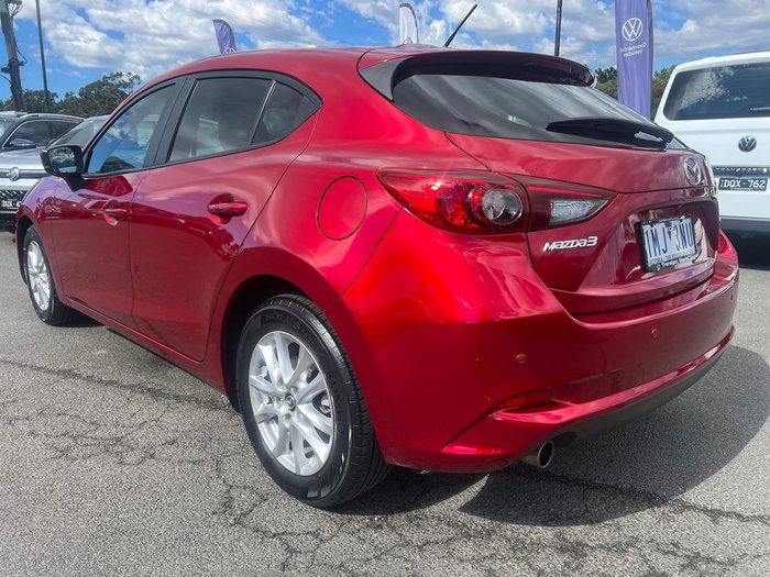 2018 Mazda 3 Neo Sport