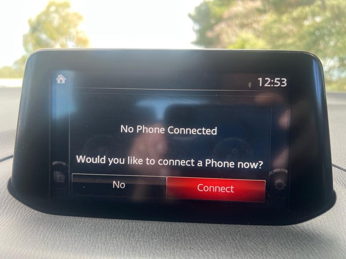 2018 Mazda 3 Neo Sport