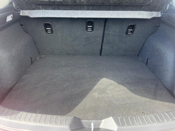 2018 Mazda 3 Neo Sport