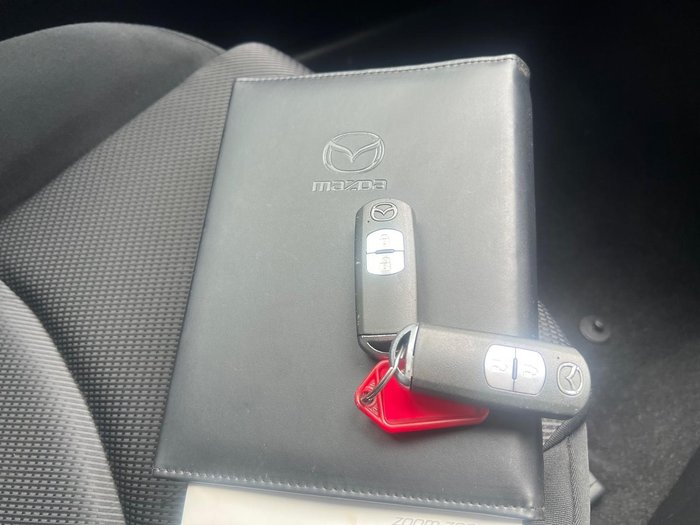 2018 Mazda 3 Neo Sport