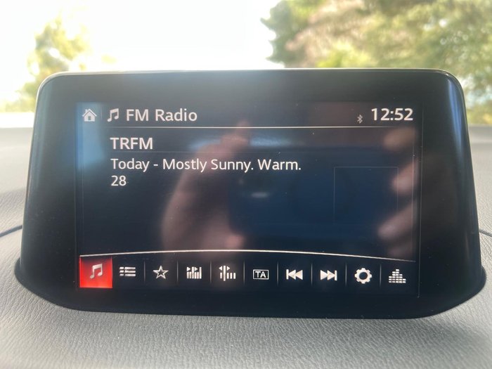 2018 Mazda 3 Neo Sport