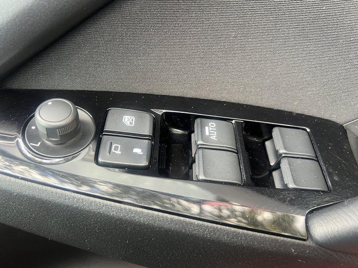 2018 Mazda 3 Neo Sport