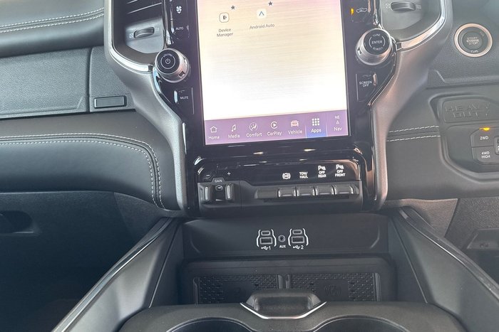 2025 RAM 2500 Laramie Rambox