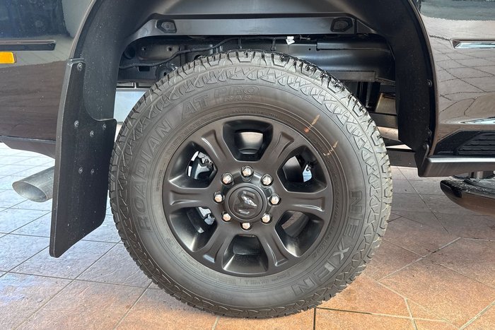 2025 RAM 2500 Laramie Rambox