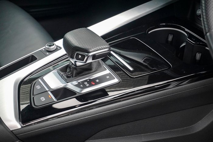 2022 Audi A4 45 TFSI S line