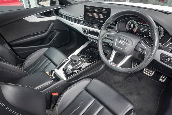 2022 Audi A4 45 TFSI S line