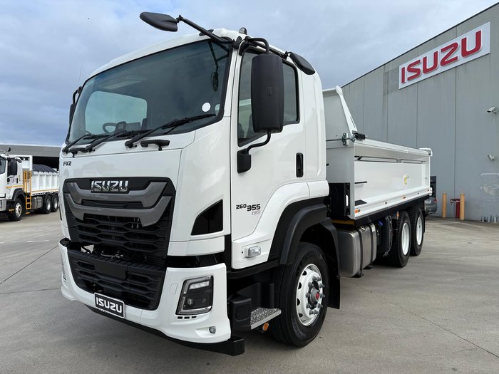 2025 Isuzu F Series