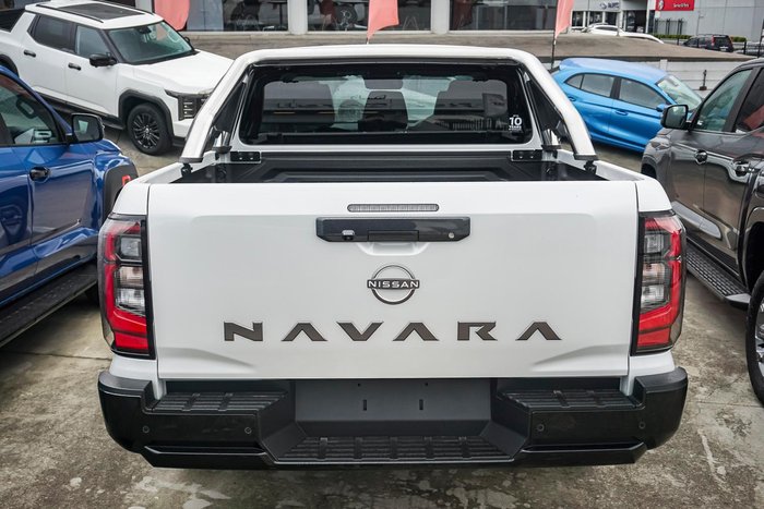2025 Nissan Navara ST-X