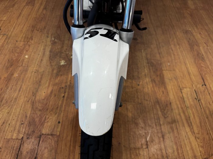 2020 Honda CB125E WHITE