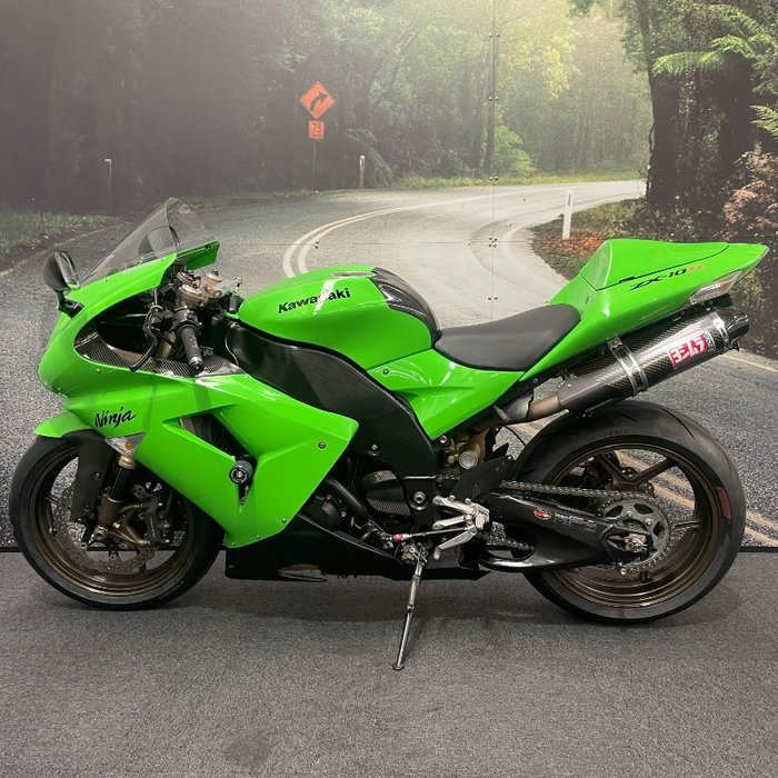 2005 Kawasaki ZX-10R (ZX1000 NINJA) Green