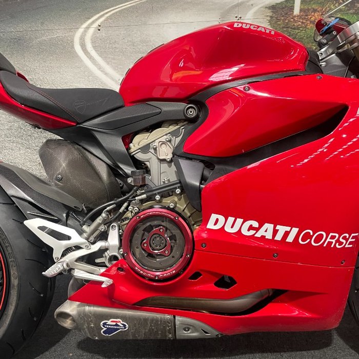 2012 DUCATI 1199 PANIGALE Red