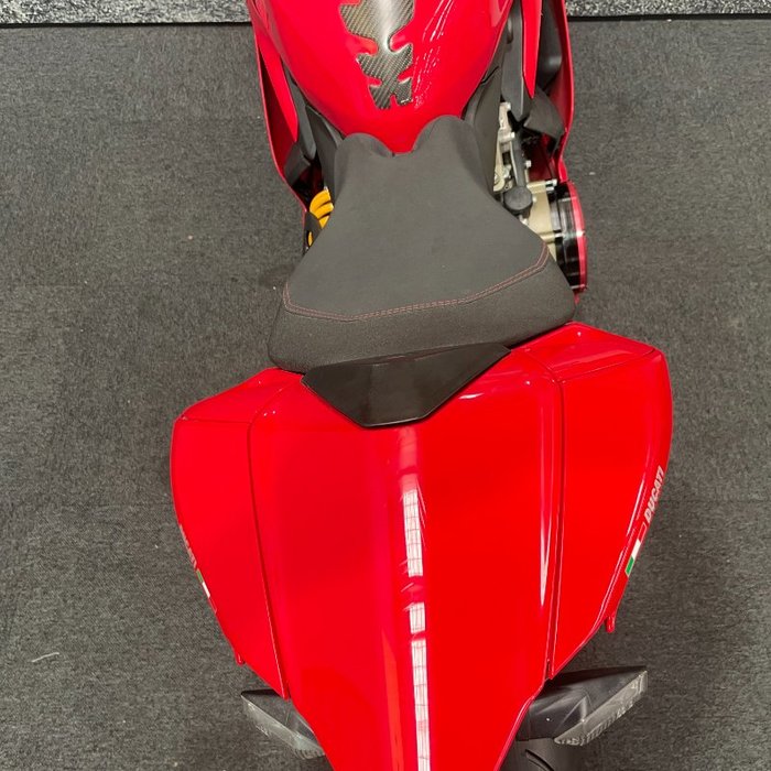 2012 DUCATI 1199 PANIGALE Red