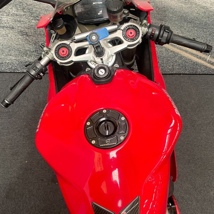 2012 DUCATI 1199 PANIGALE Red