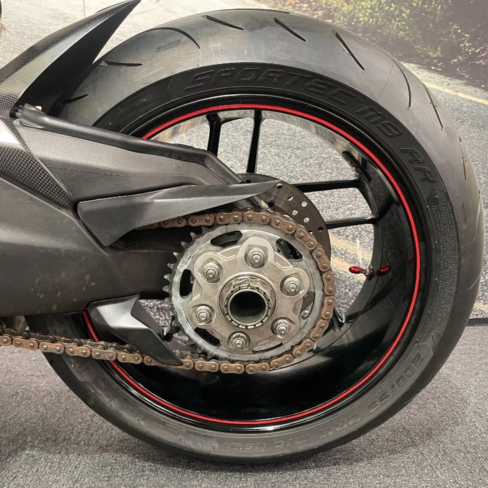 2012 DUCATI 1199 PANIGALE Red