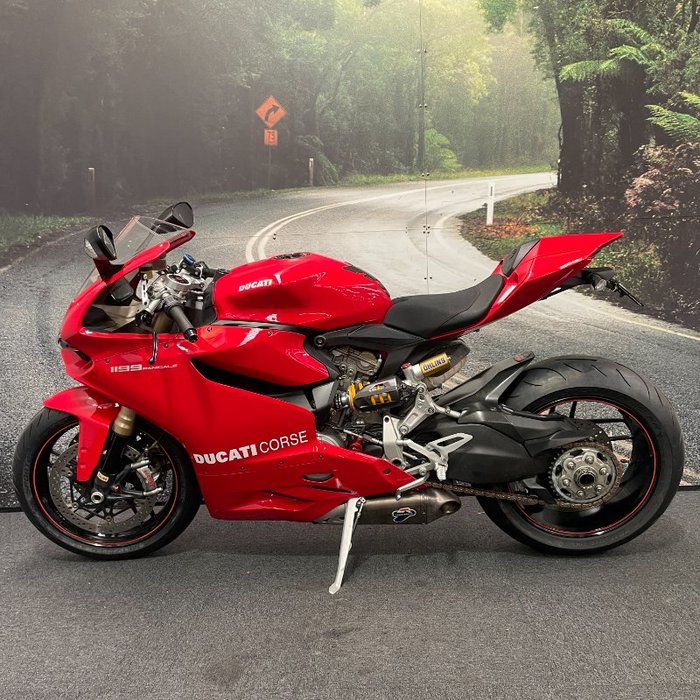 2012 DUCATI 1199 PANIGALE Red