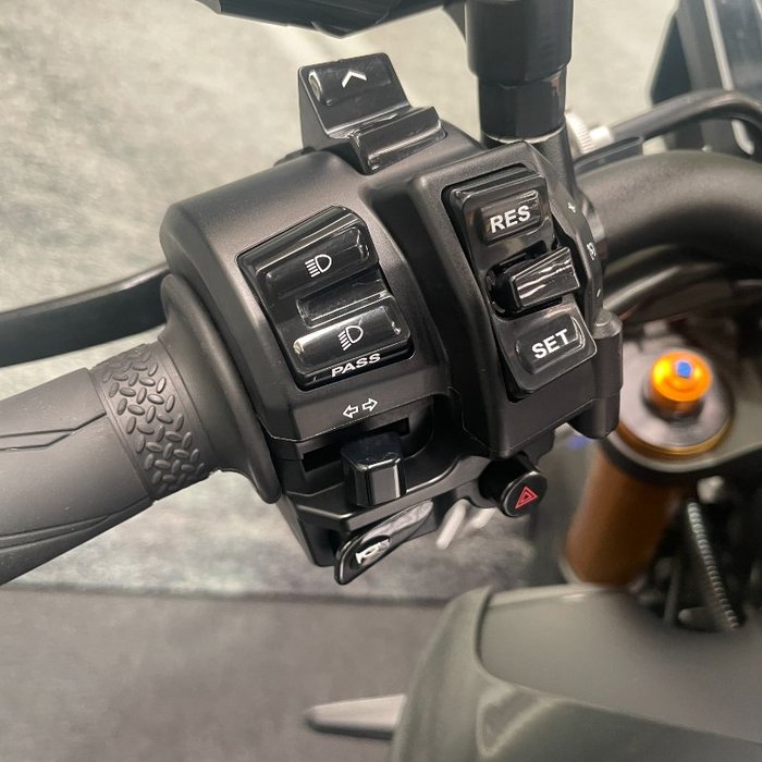 2021 Yamaha MT-09A SP (MT-09SP) Silver