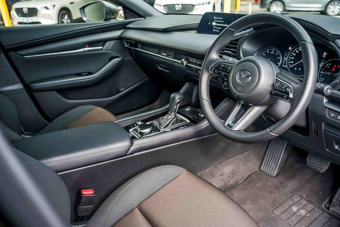 2025 Mazda 3 G20 Pure