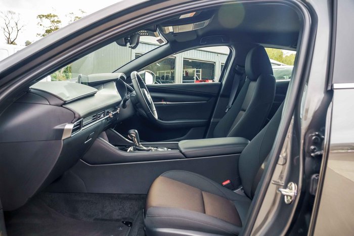 2025 Mazda 3 G20 Pure