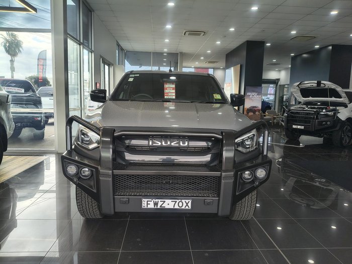 2025 Isuzu D-MAX X-RIDER