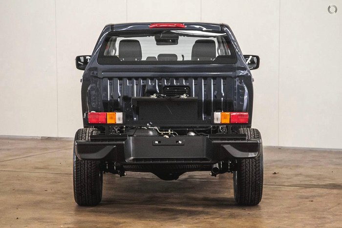 2025 Isuzu D-MAX LS-M