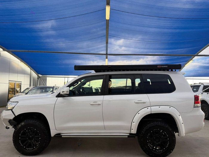 2017 Toyota Landcruiser GXL