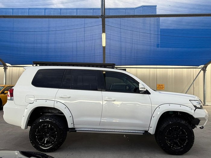 2017 Toyota Landcruiser GXL