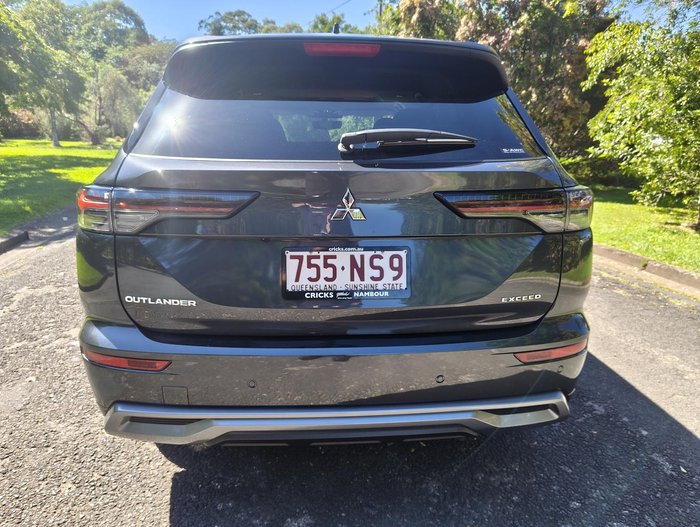 2025 Mitsubishi Outlander Exceed