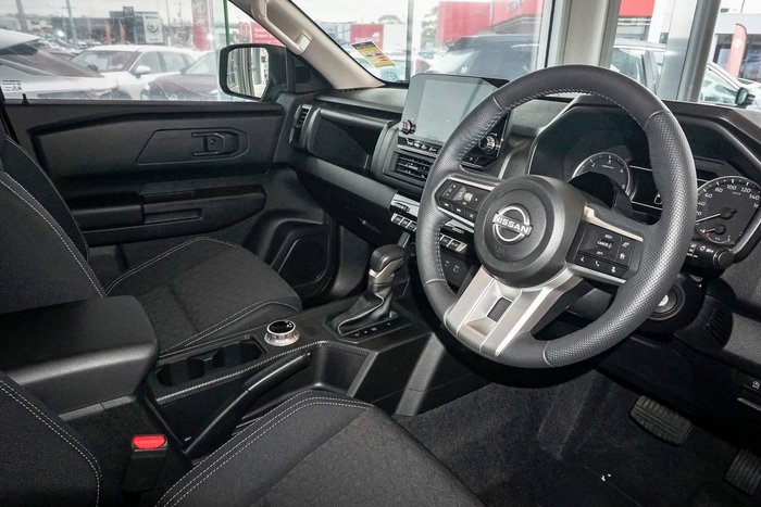 2026 Nissan Navara ST