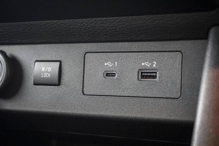 2026 Nissan Navara ST