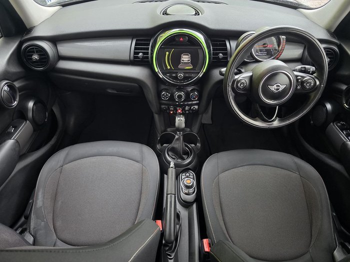 2015 MINI Hatch Cooper F55 Midnight Black