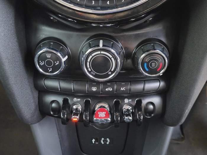 2015 MINI Hatch Cooper F55 Midnight Black