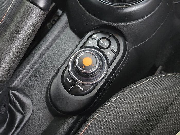 2015 MINI Hatch Cooper F55 Midnight Black