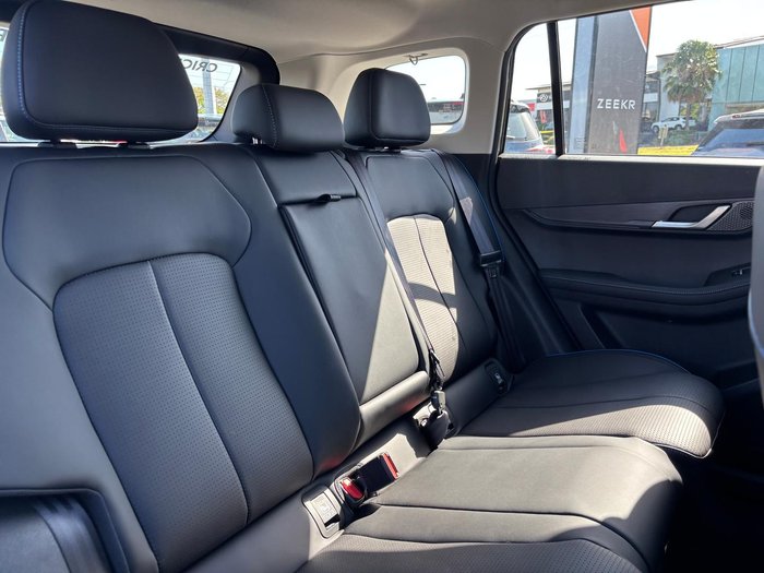 2026 Jaecoo J5 EV Summit