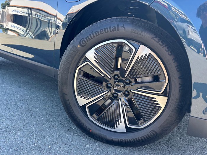 2026 Jaecoo J5 EV Summit