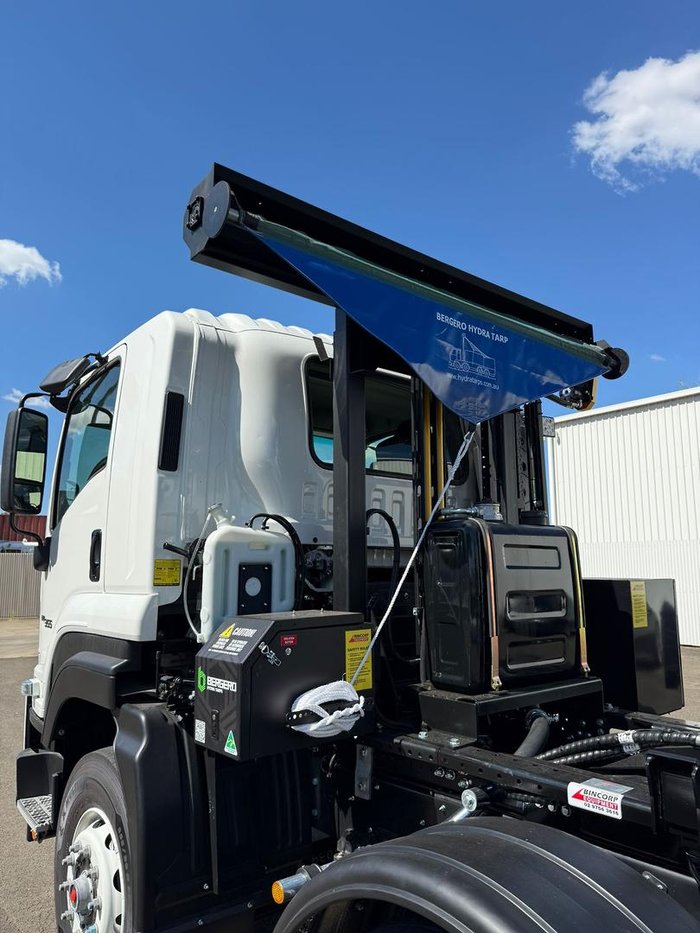2025 Isuzu F Series FYJ 320-255 AT R60