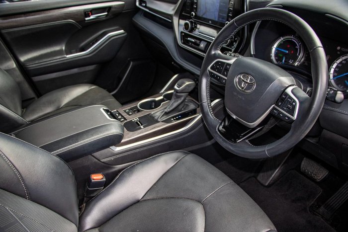 2022 Toyota Kluger Grande