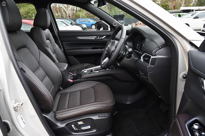 2026 Mazda CX-5 G25 Akera