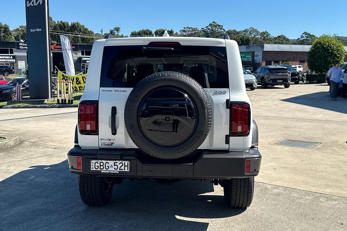 2026 GWM Tank 300 Ultra Hi4-T PHEV P01 4X4 Dual Range Pearl White (9F01)