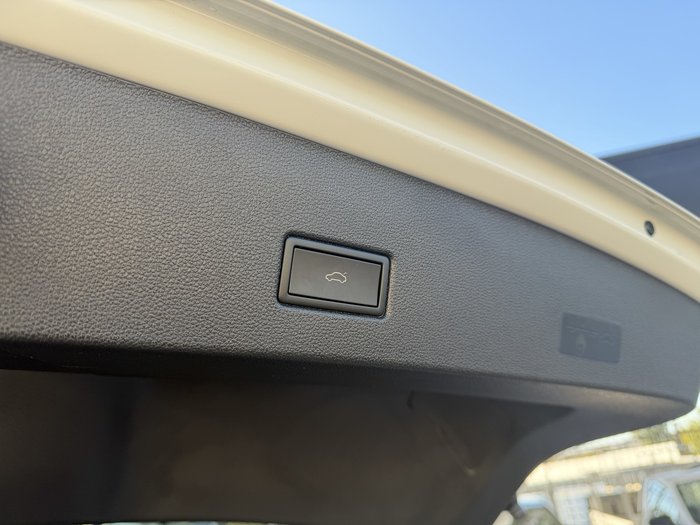 2023 Volkswagen T-ROC R