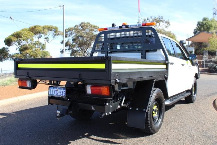 2022 Toyota Hilux SR