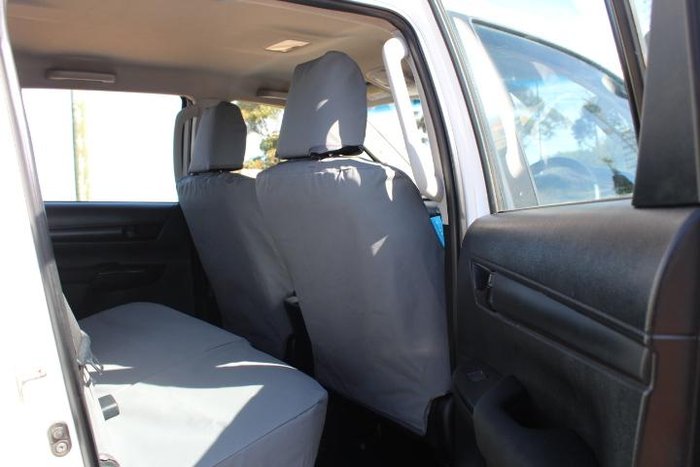 2022 Toyota Hilux SR